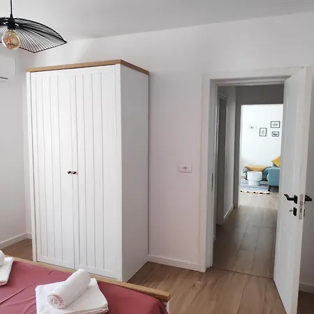 Apartment Te Amantia